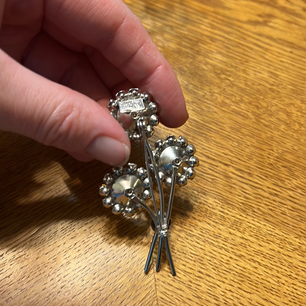 Vintage Coro Bundle of Two Brooches - Picture 5 of 5